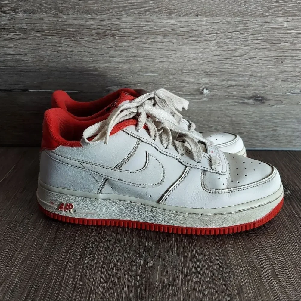 Nike Air Force 1 Gs White University Red Sneakers Size 4Y CD6915-101